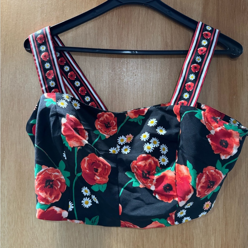 Roses Crop Top